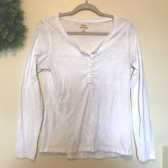 Mossimo Supply Co. Tops - Mossimo Supply Co. White Thermal Women’s Size L